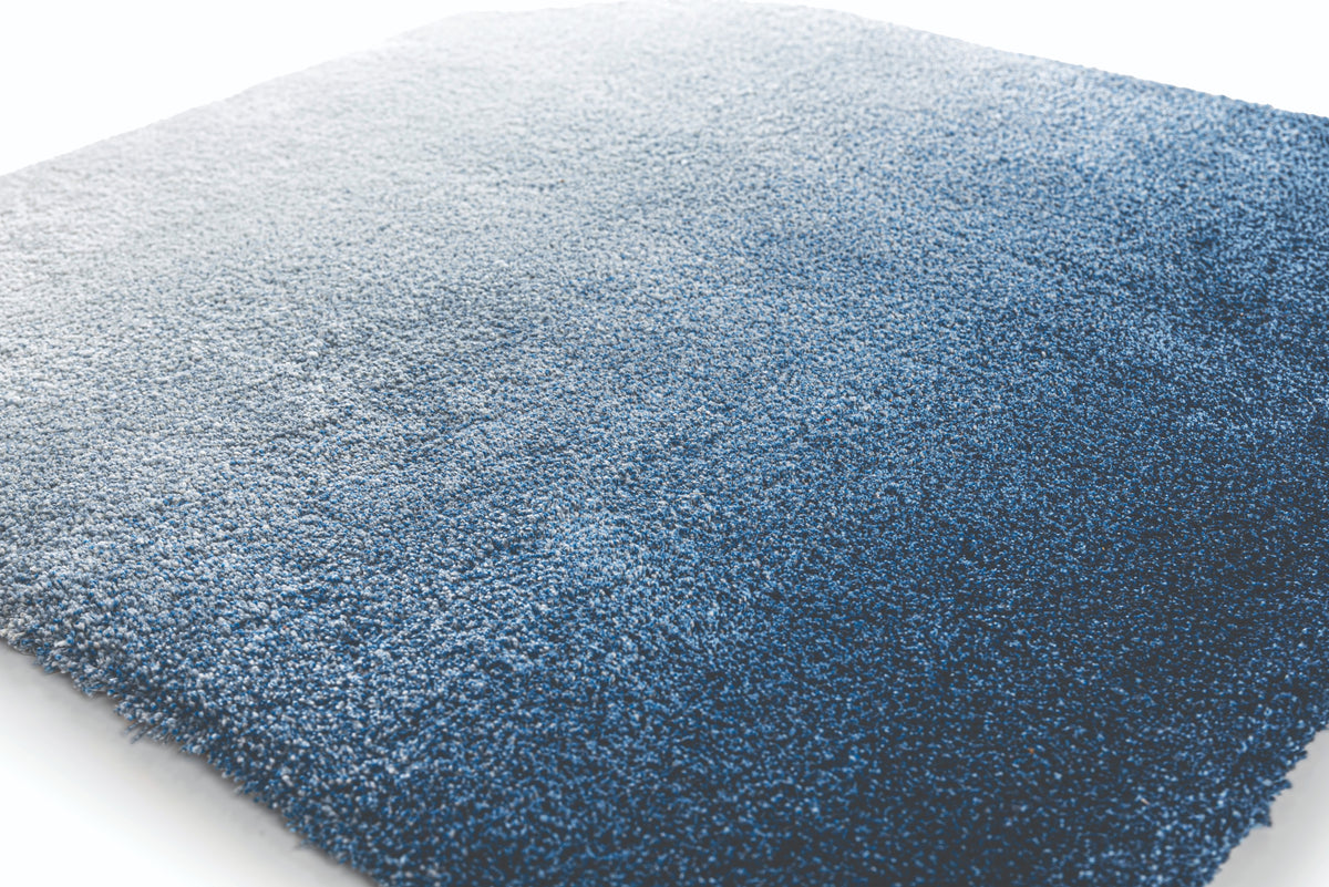 Gradient Blue Rug – Corvo